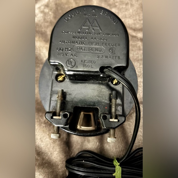 Auto Fish Feeder LAZY SUSAN Automatic Vacation Feeder.Preowned & Works! - Picture 2 of 9